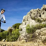Alpinea شقة لاديس