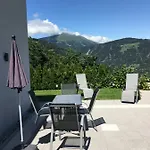 Alpinea شقة لاديس