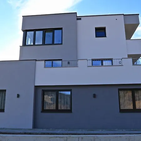 Alpinea Apartamento